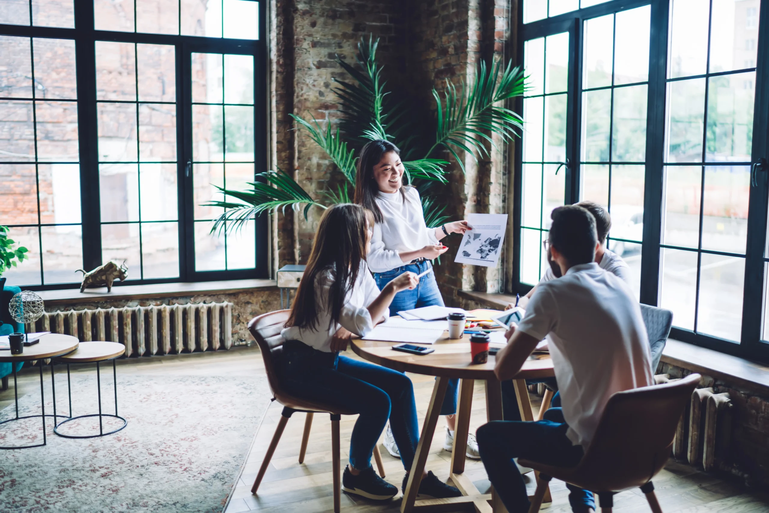 coworking people discuss coworking people discuss